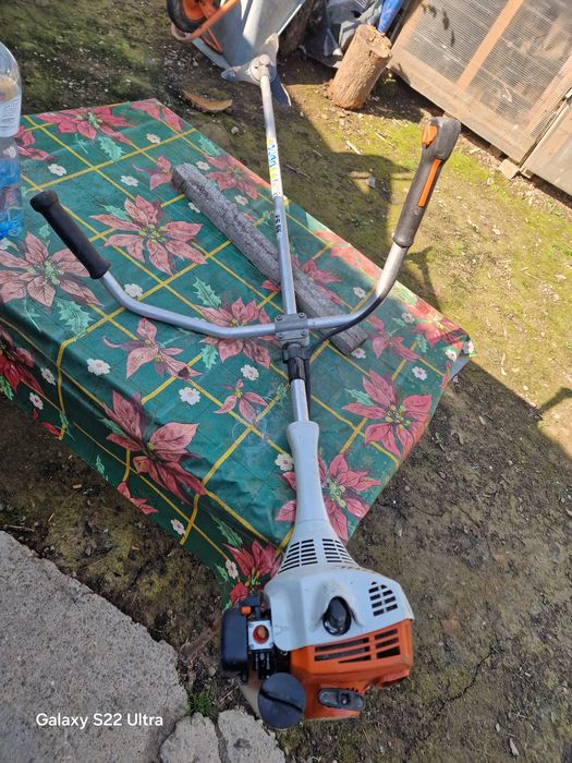 Vând cositoare stihl fs55