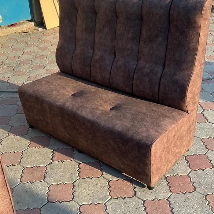 Диваны для кафе и ресторанов .