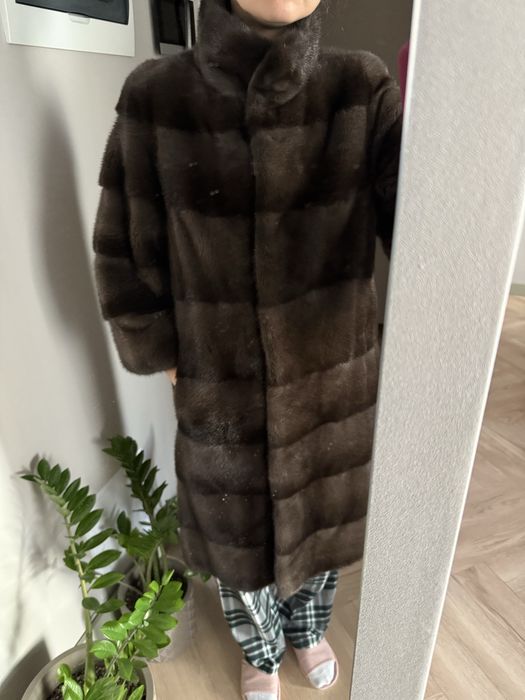 Продам шикарную норковую шубу