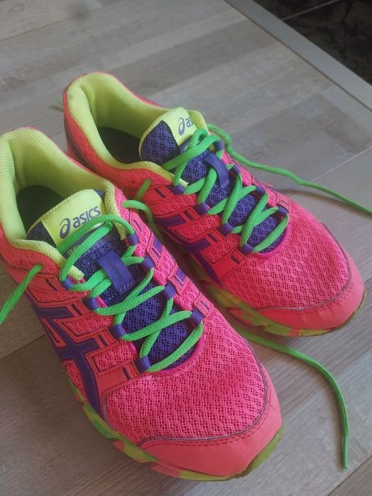 Дамски маратонки