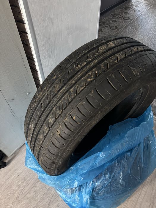 Продам шины комплект