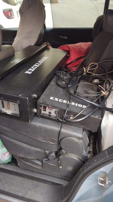 Vând acordeon Excelsior