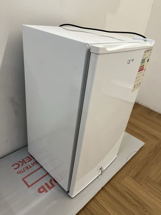 Компактный холодильник