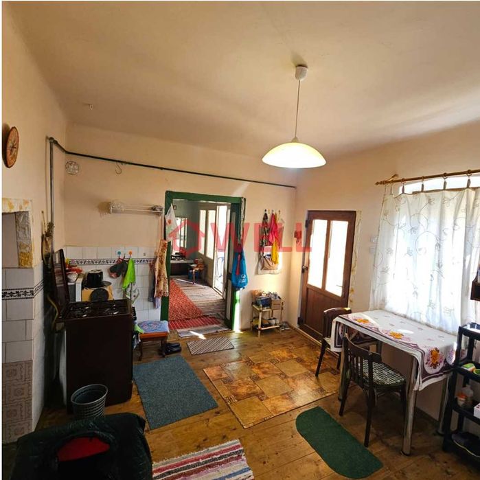 De vânzare casă familială, Crăiești