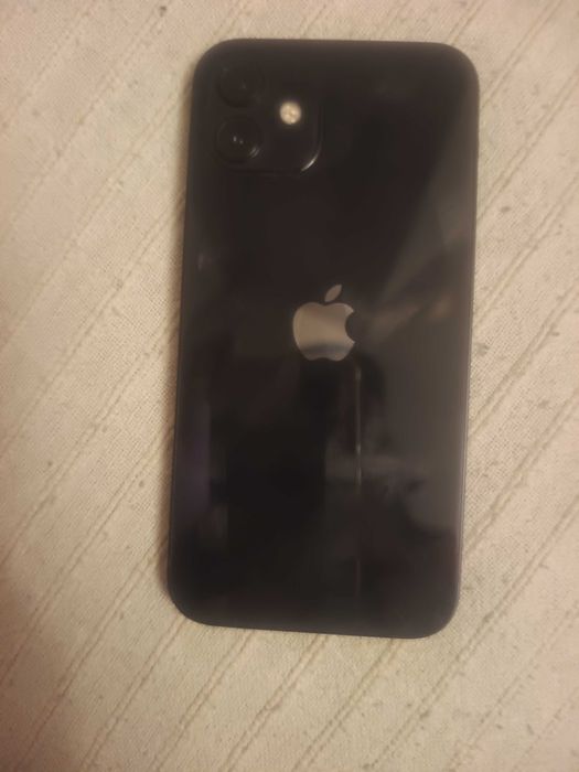 Iphone 12   като нов