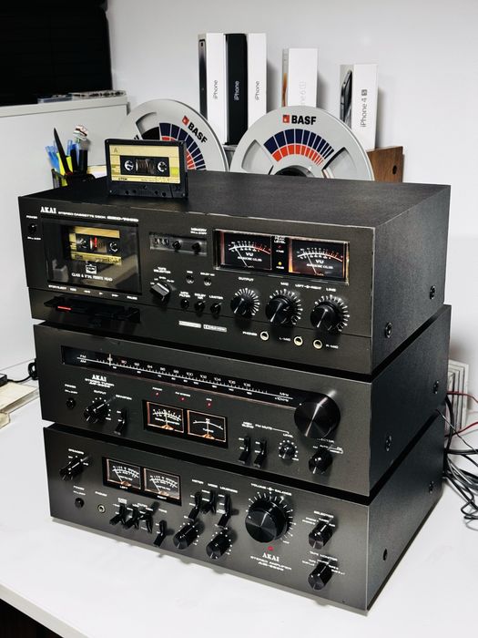 Linie audio 3 corpuri  AKAI-AM2600,AT2600,GXC709D-ampli,deck,tuner !