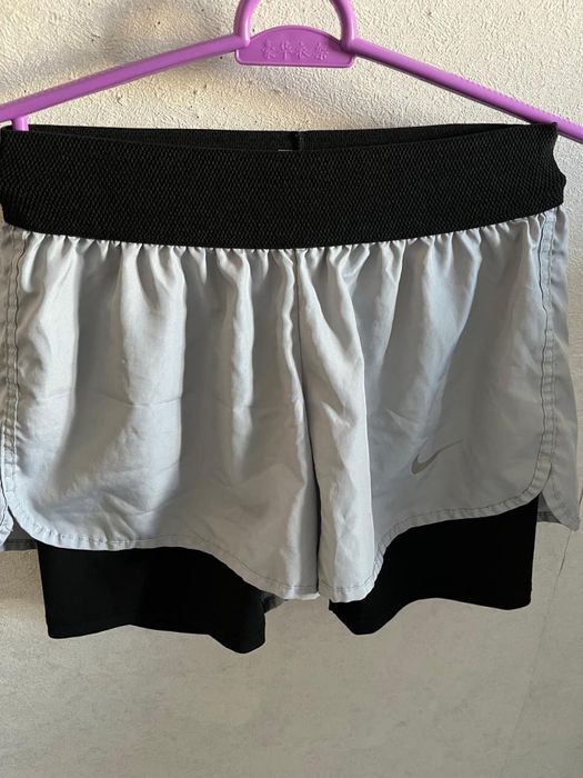 Женская одежда разные(кофты ,брюки,куртки)