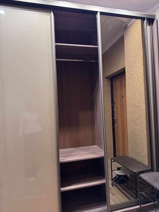 Шкаф-купе для прихожей