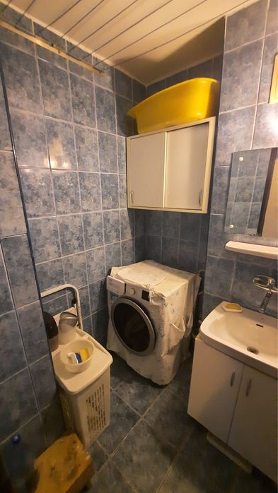 Apartament cu 3 camere de vânzare,Între Lacuri