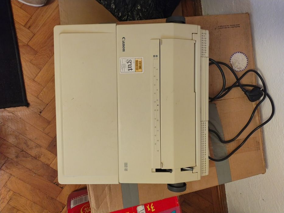 Masini de scris electronice Canon ES 5, IBM WheelWriter 10