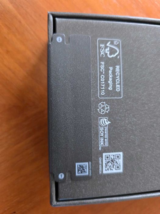 Samsung Galaxy S25 FE 256GB Телефона е чисто нов неразпечатван