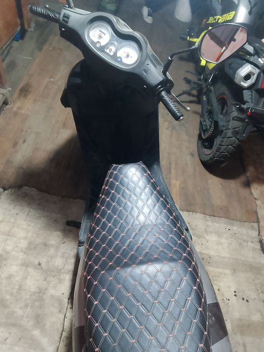 Продам скутер Рейсер