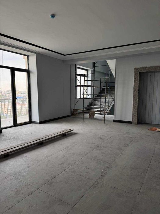 Сдаётся Помещение Вдоль Дороги под школу, офис,учебный центр (N180)