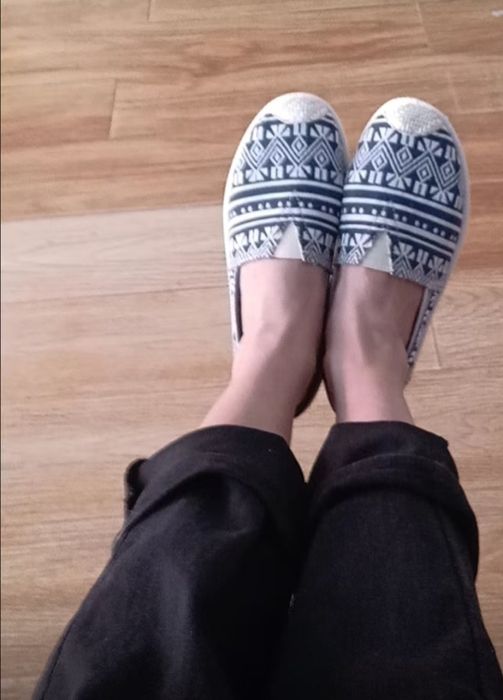 Продам босоножки