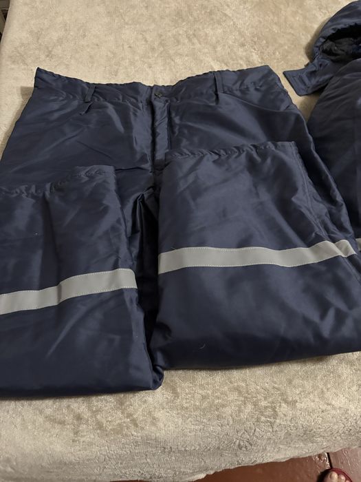 Қысқы спецовка сатылады