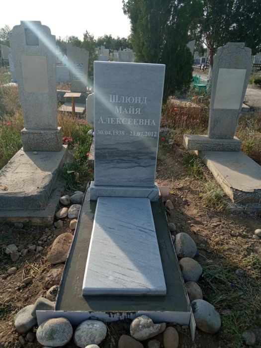 Изготовление и установка памятников