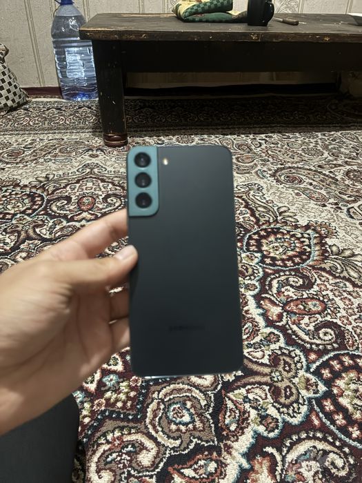 Samsung S22 plus, A+ xolatta