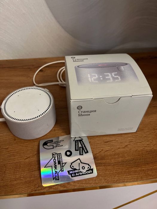 Яндекс мини колонка