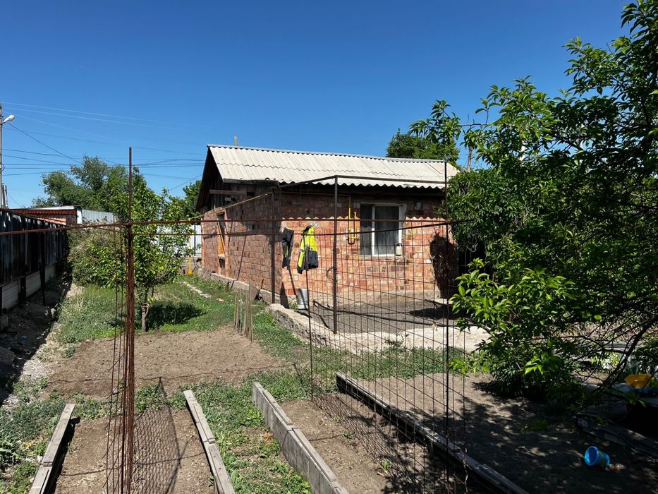 Продам дом район рыбачий за магозином Ануар