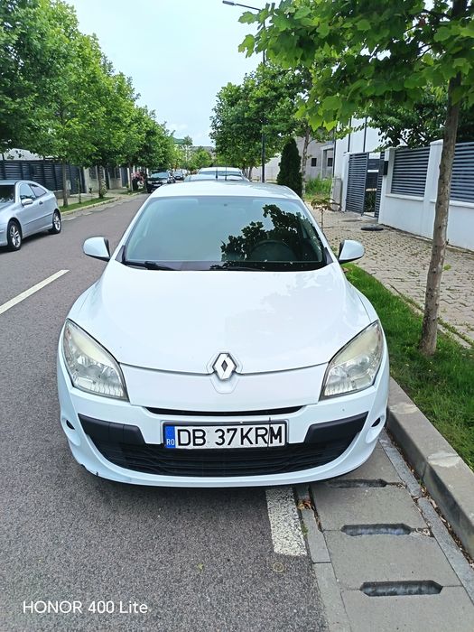 RENAULT Megane