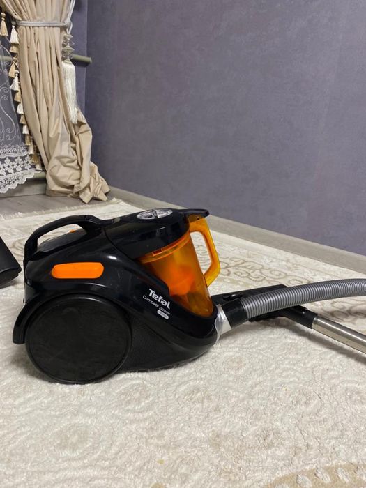 Пылесос тефал.