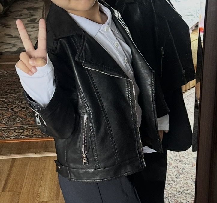 Продаю детские вещи