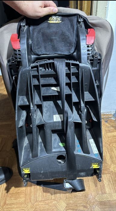 Bebe Confort Iseos Isofix (9–18 кг)