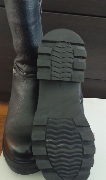 Черни кожени ботуши естествена кожа 37