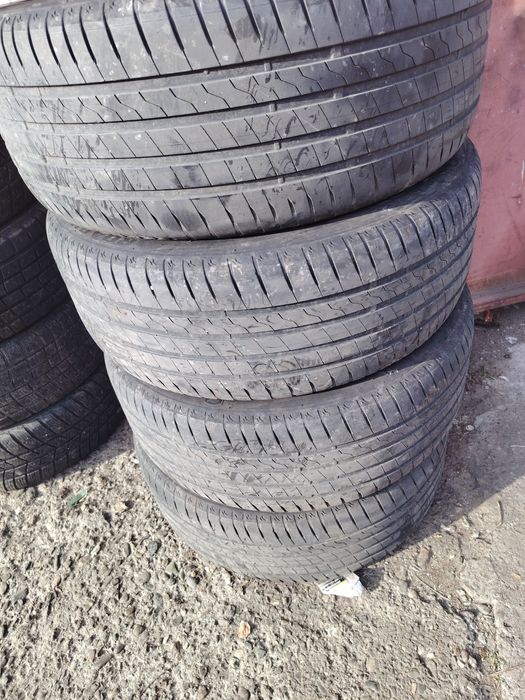 245 45 19 Firestone 4бр.