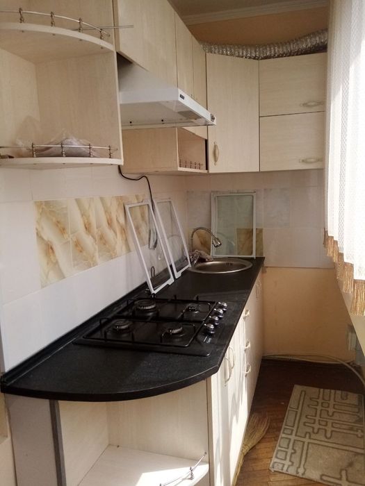 Srochna sagdiyanada 2 xona ijaraga uy beriladi