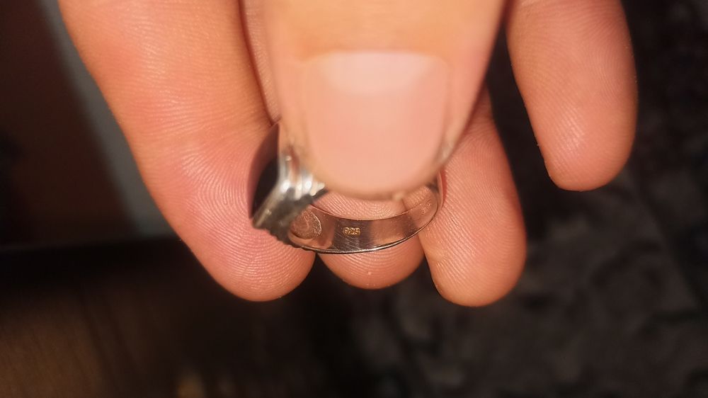 Тоза кумиш 925 размер 19.6 8г 400.000сум