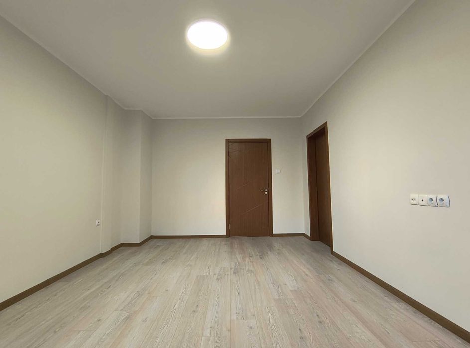 Продава се Тристаен апартамент в Русе, Възраждане - 80 кв.м за 1562 €/кв.м - Снимка #4