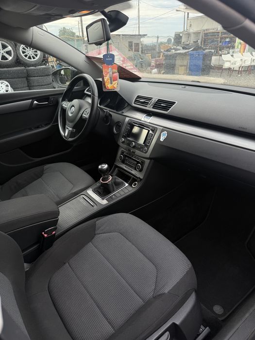 VOLKSWAGEN Passat 2012 — imagine 5