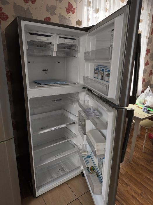 Продам холодильник Самсунг