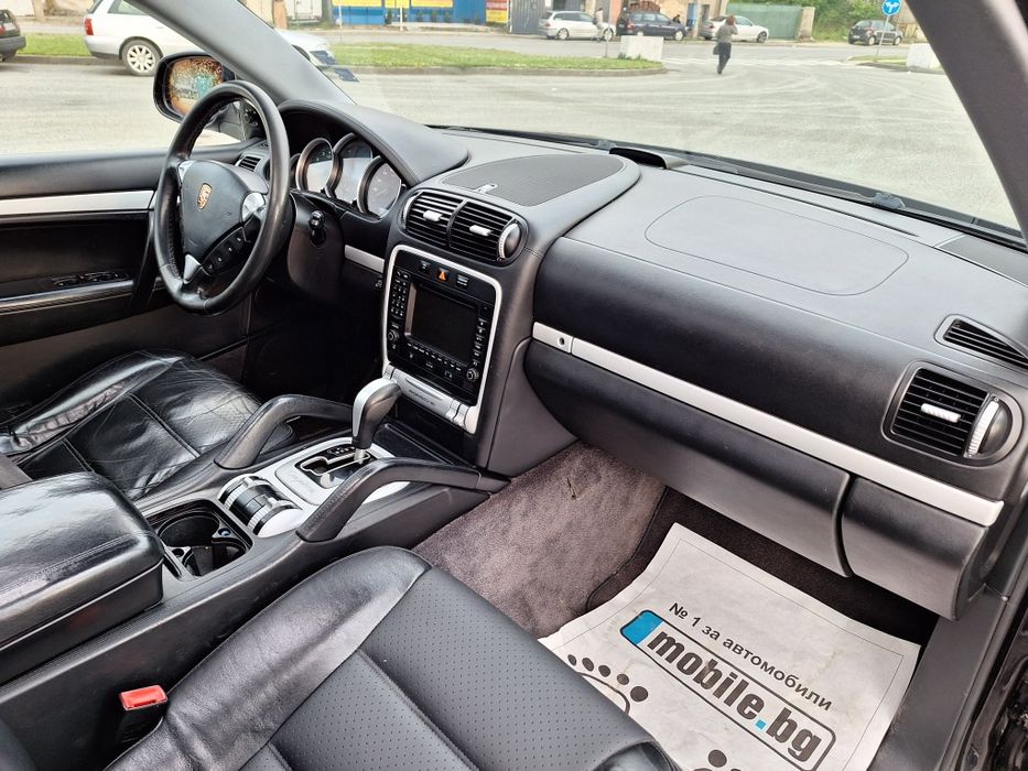 Porsche Cayenne 4.5I 340hp на части