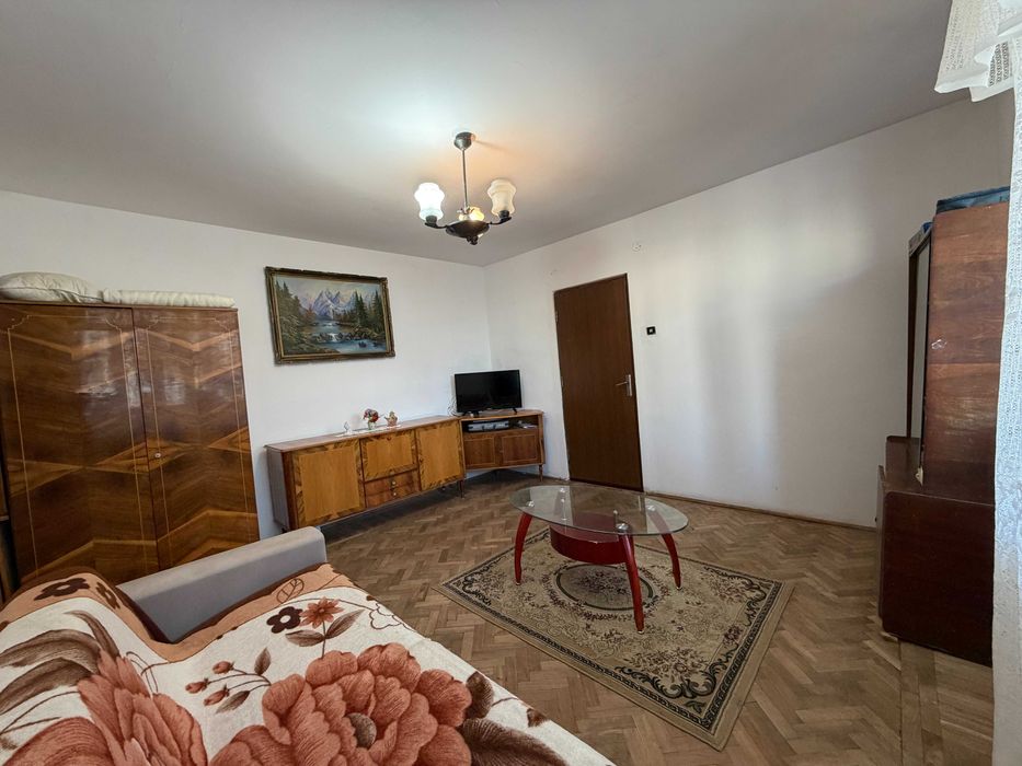 Proprietar, inchiriez apartament 2 camere zona centrala, Str Dacia