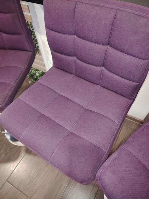 Vând 4  scaune bucătărie