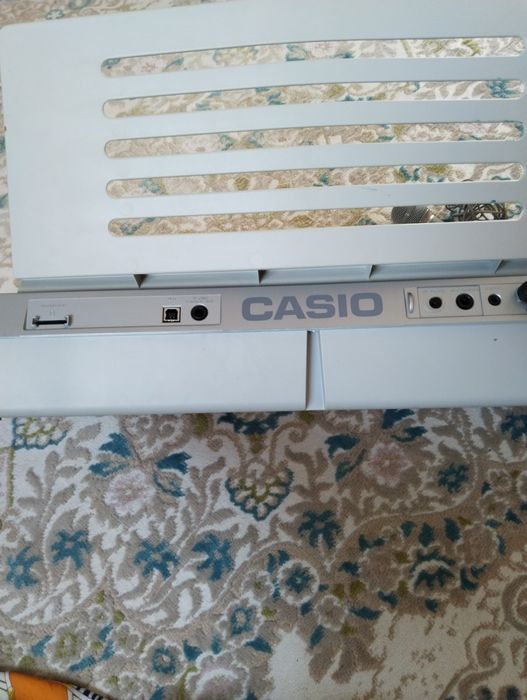 Синтезатор LK 280 б/у