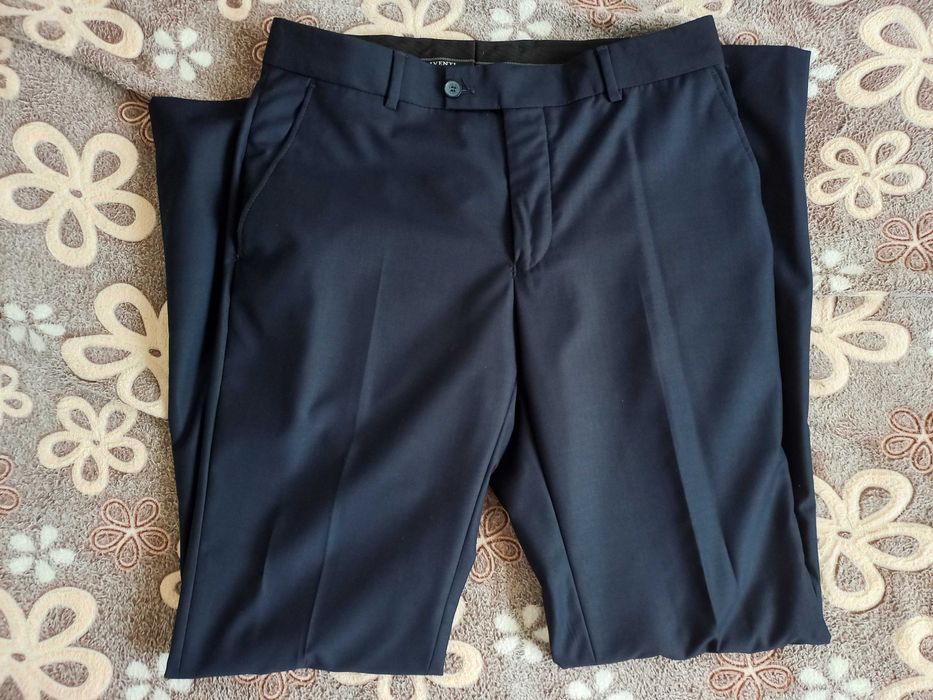 Мъжки костюм Ивенти