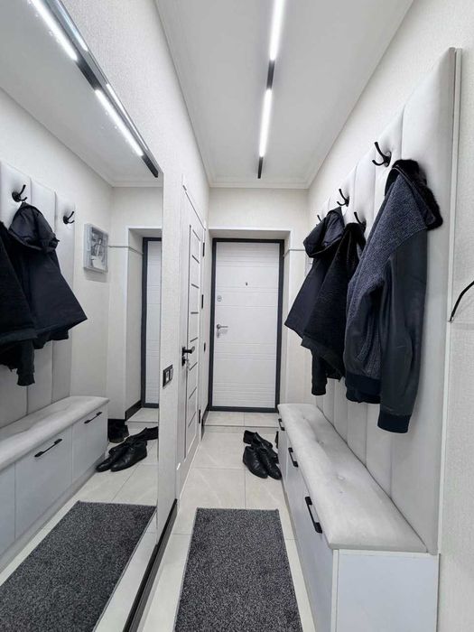 СРОЧНО !  Евро Квартира на Саламатина 3/3/5