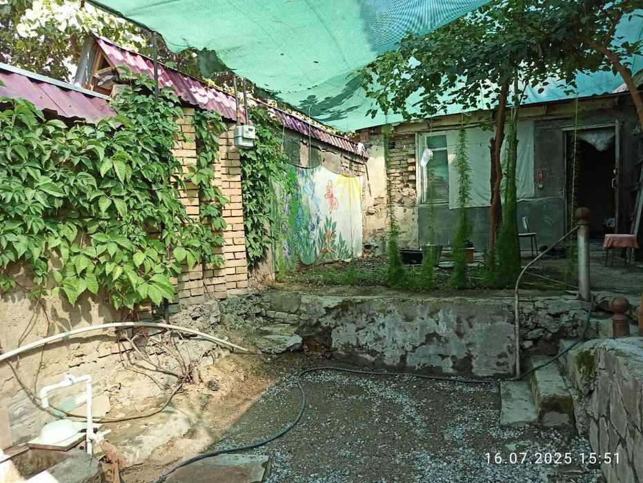 Яккасарайский район 1 сотка дом под снос