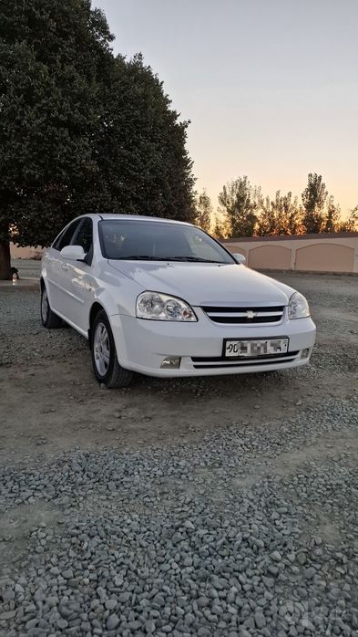 Chevrolet Lacetti 2010 продается механик