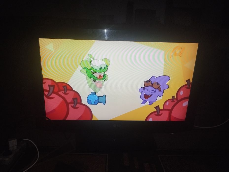 Смарт телевизор и простые Жк телевизоры