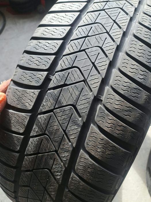 2 anvelope iarnă 245 50 r19 Pirelli