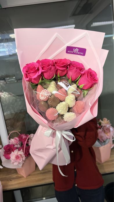 Букет из клубники в шоколаде доставка есть