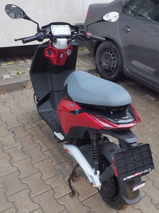 Scuter Piaggio 1 Active 60 KMH Electric 2023 NOU - 6 km rulati