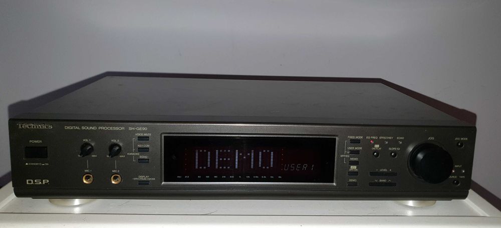 Procesor digital de sunet Technics SH-GE90