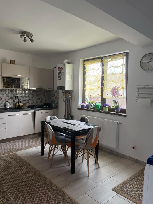 Casa duplex de vanzare