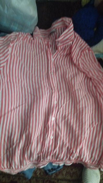 Отдам  вещи даром