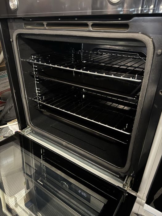 Cuptor electric multifuncțional încorporabil Sharp K71V28BM2